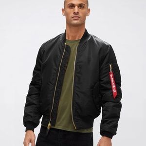 Alpha Industries Large black bomber jacket SlimFit